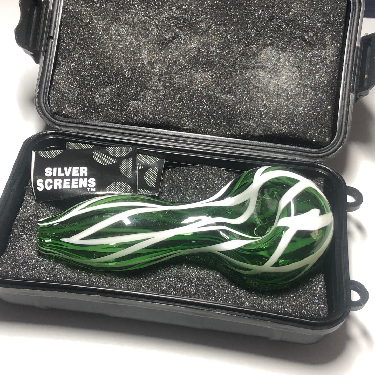 Glass Pipe with Case & Screens